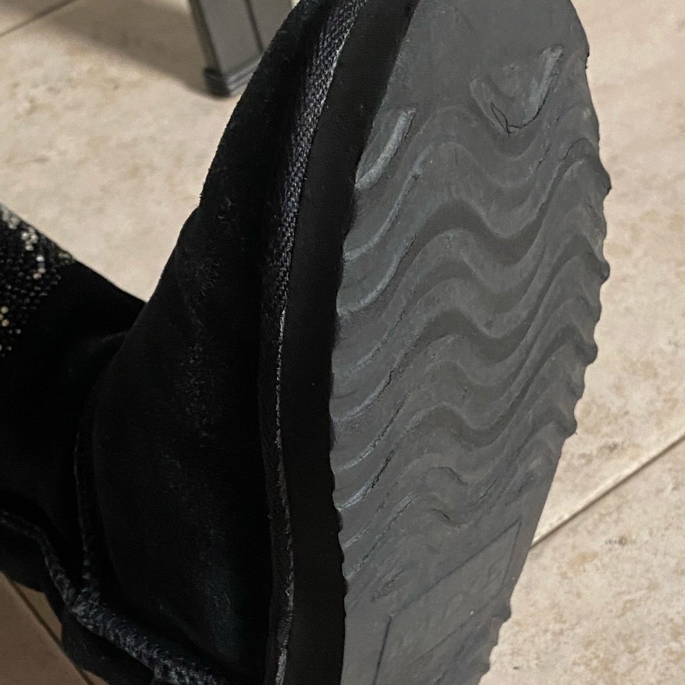 Secret Luxe Affair Australian boots - Picture 12 of 16